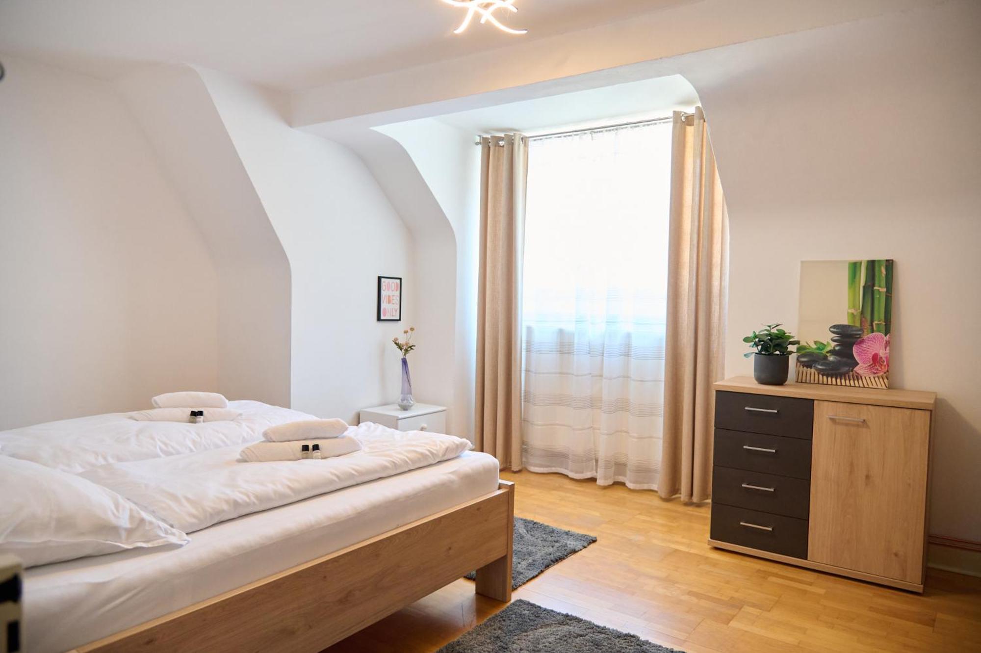 Zentrales Apartment Pfaenderblick Bregenz Buitenkant foto